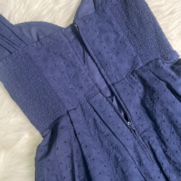 Like New [Lilly Pulitzer] Navy Blue <Cyndi> Eyelet Midi Dress | 00 · XXS - Picture 9 of 16